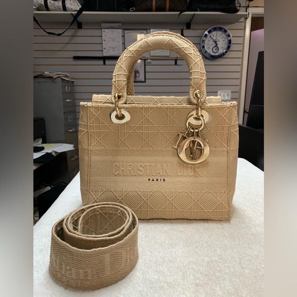 Christian Dior Cannage Embroidered Medium Lady D-Lite Beige Bag